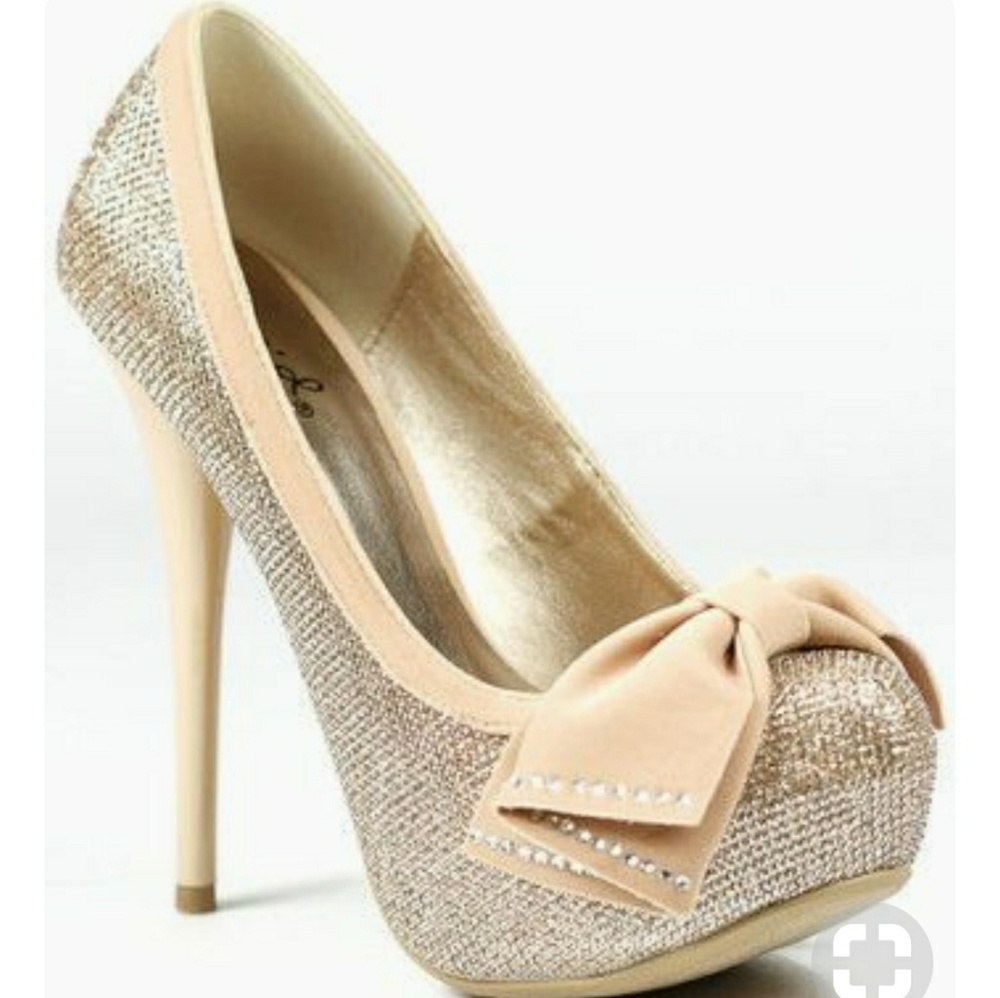 Quipid Sparkly heels never worn